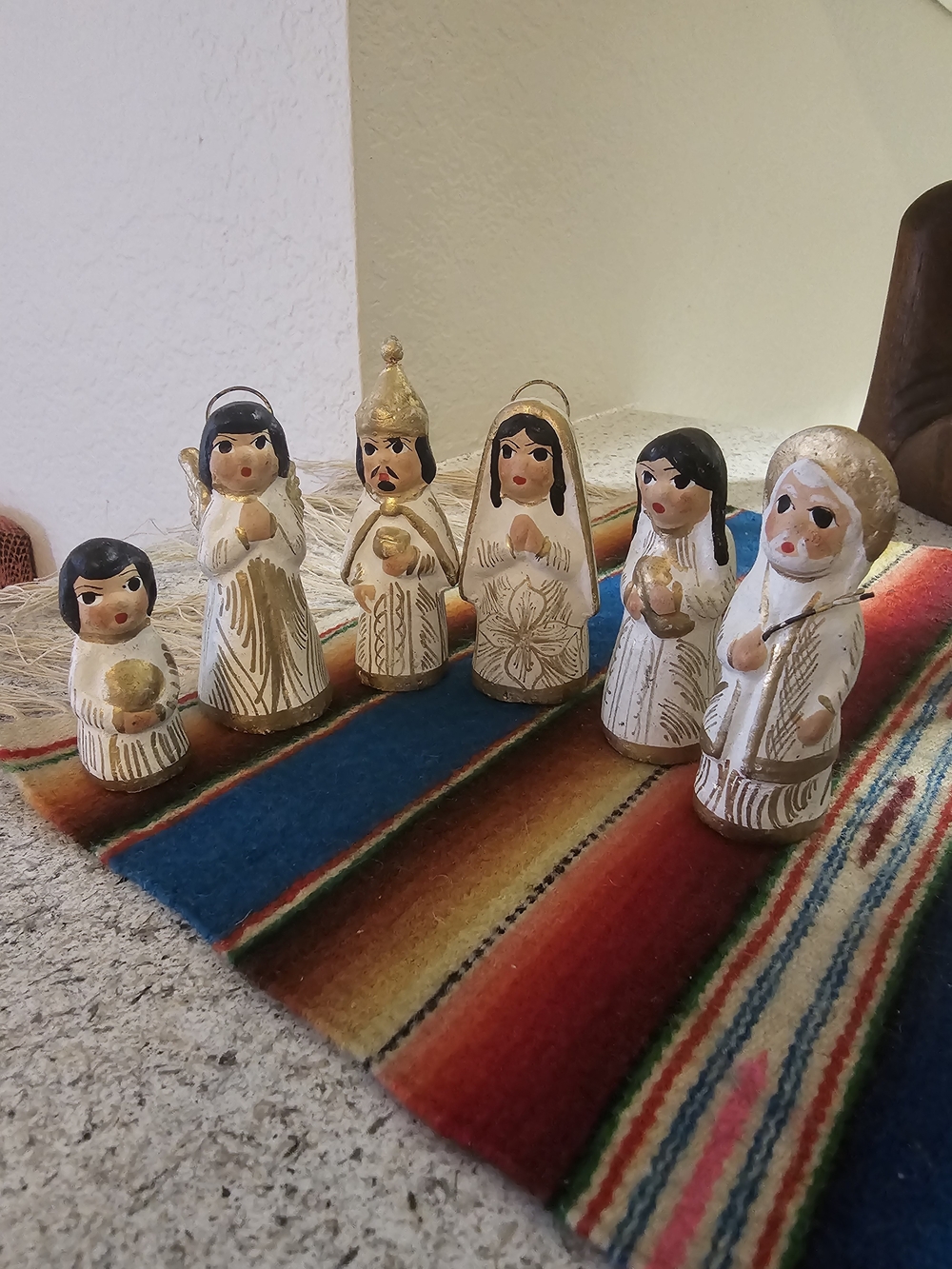 Vintage Mexican Folk Art Nativity Figurine Set